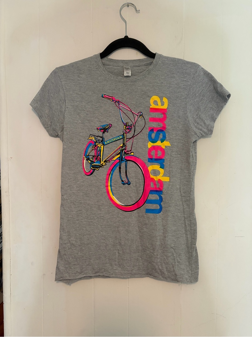 Women's S graphic tee with Amsterdam and bike print